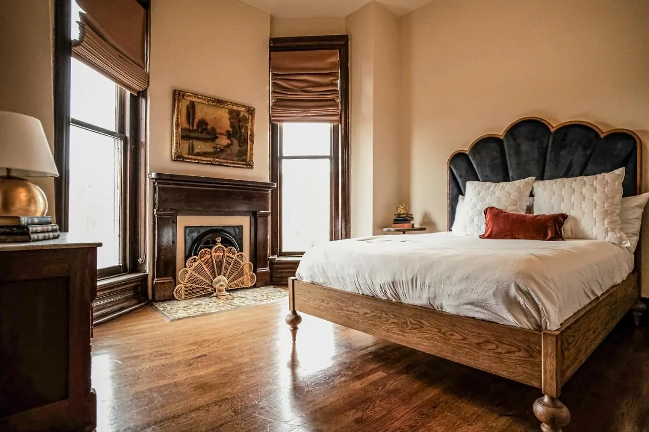 내슈빌 Henrie House I Luxury 4Br Downtown Historic Gem With Library & Patio 빌라 미국